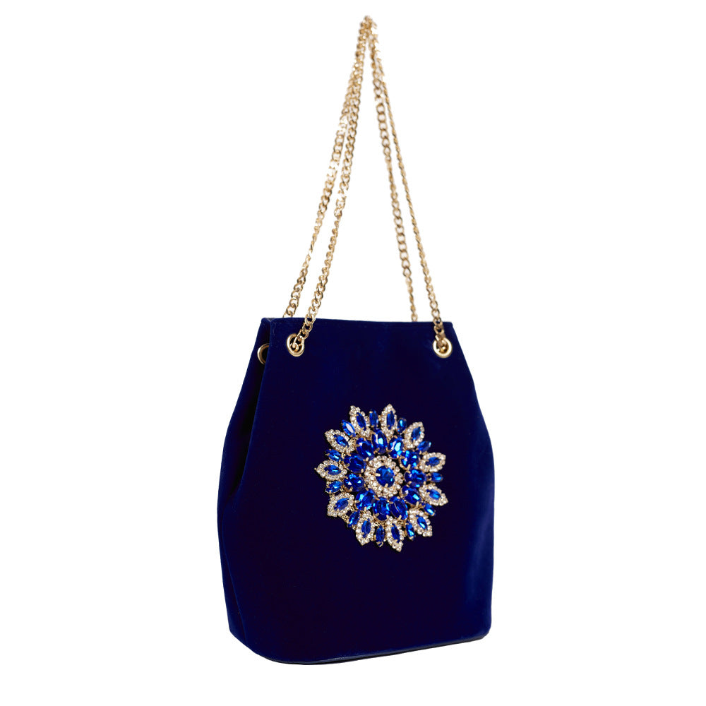 Women's Veet Retro Diamond Handmade Dinner Chain Shoulder Bags