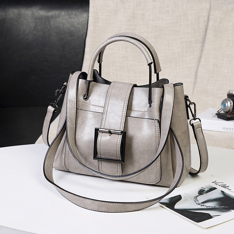 Women's Oil Wax Leather Large Capacity Soft Shoulder Bags