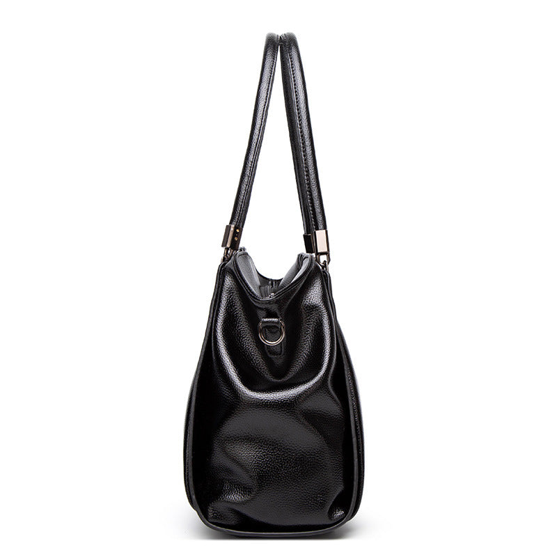 Women's Large Capacity Elegant Simple Lightweight Soft Shoulder Bags