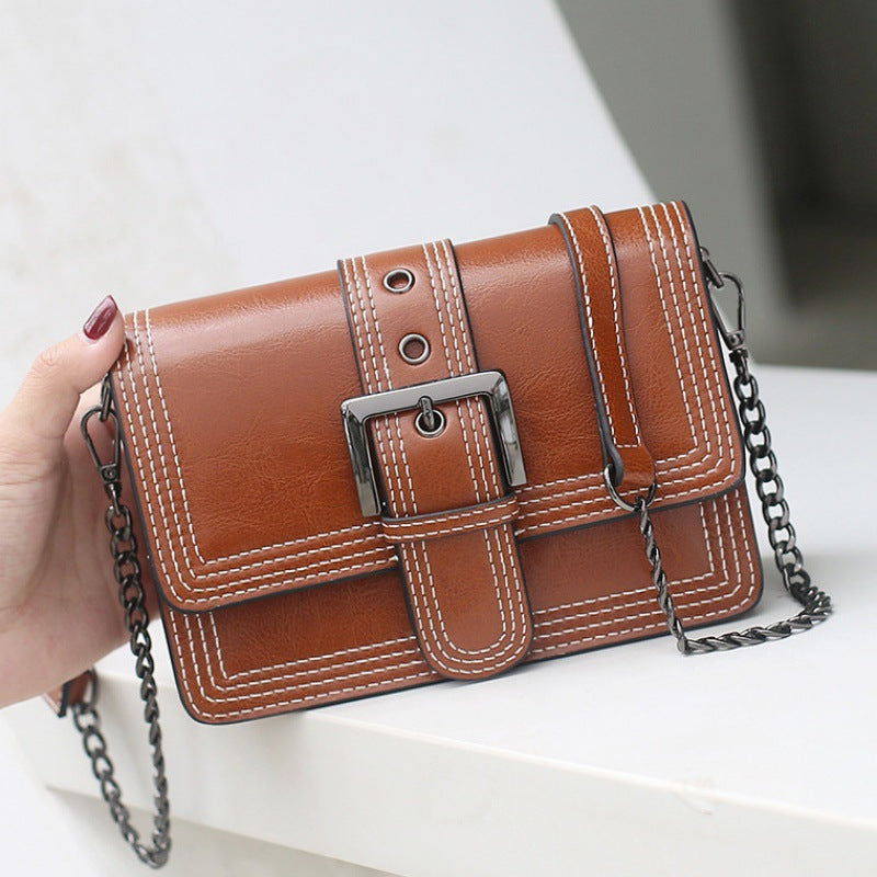 Women's Unique Fashion Chain Pouch District Bags