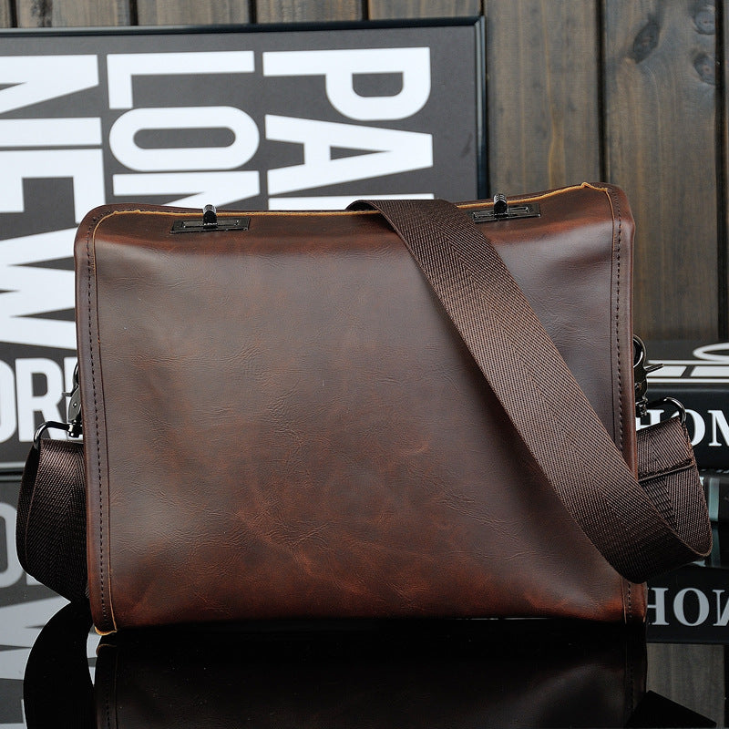 Men's Horse Leather Retro Double Screw Design Men's Messenger Bags