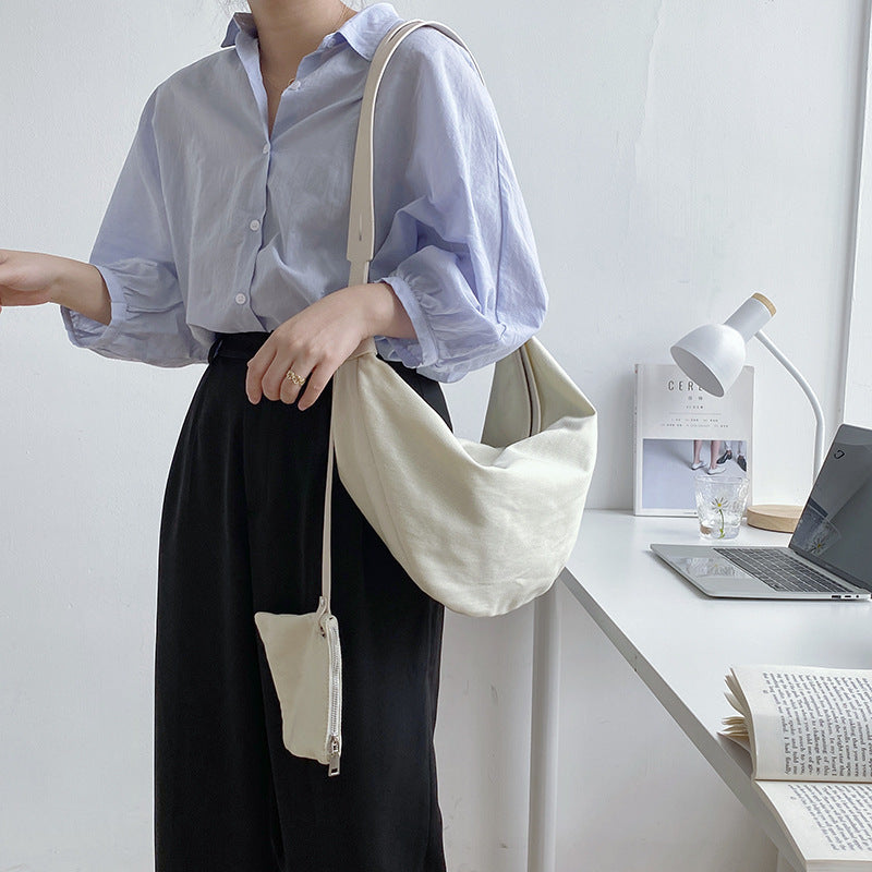 Women's Large Capacity Commuter Cloth Dumplings Niche Shoulder Bags
