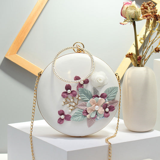 Women's Retro Style Flower Dinner Temperament Chain Crossbody Bags