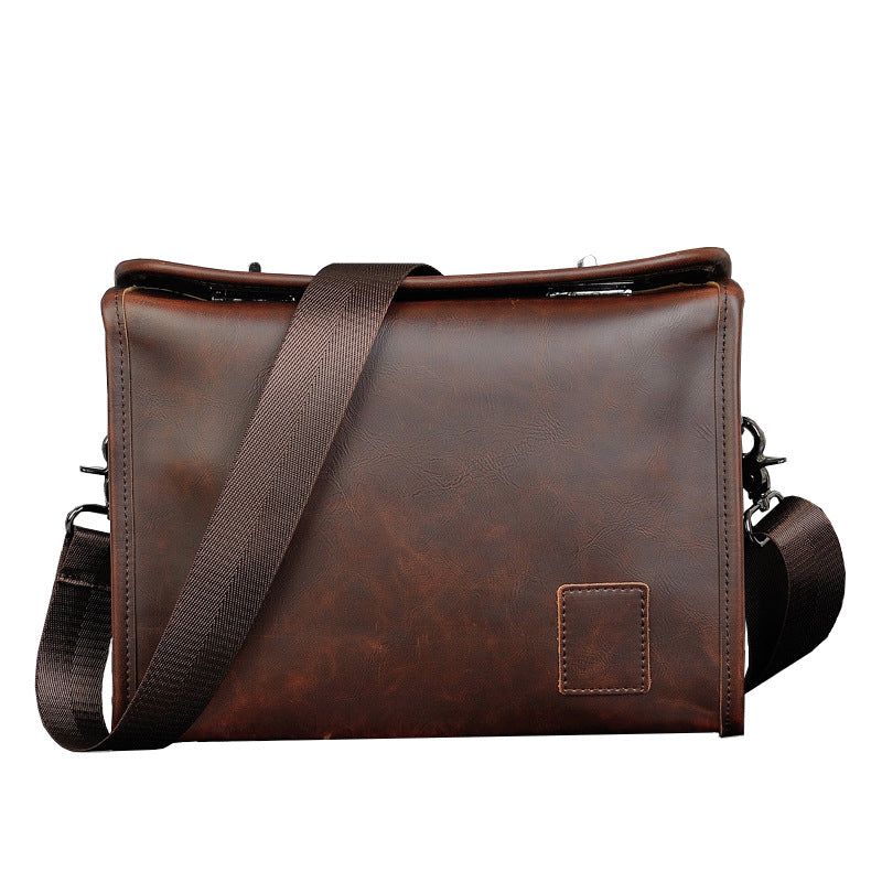 Men's Horse Leather Retro Double Screw Design Men's Messenger Bags