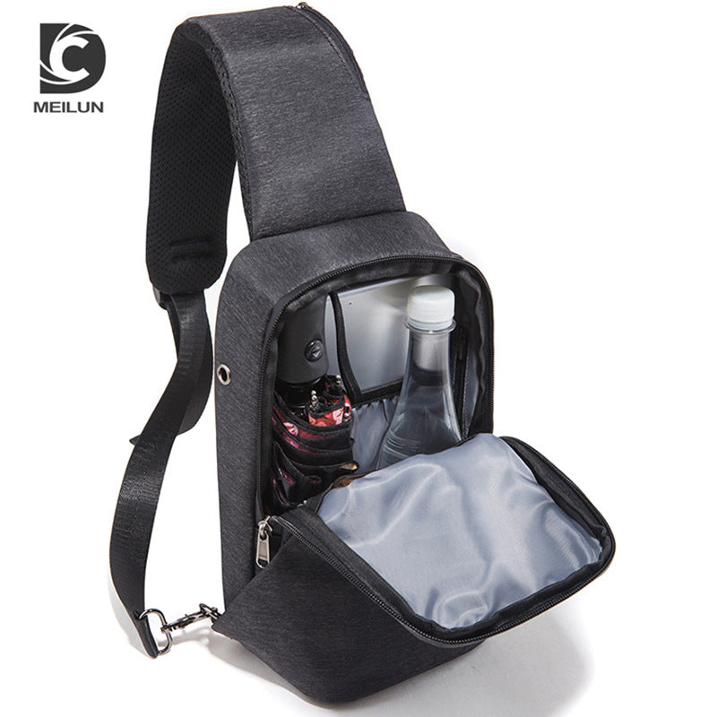 Men's Trendy Cool Style Charging Green Men's Chest Bags