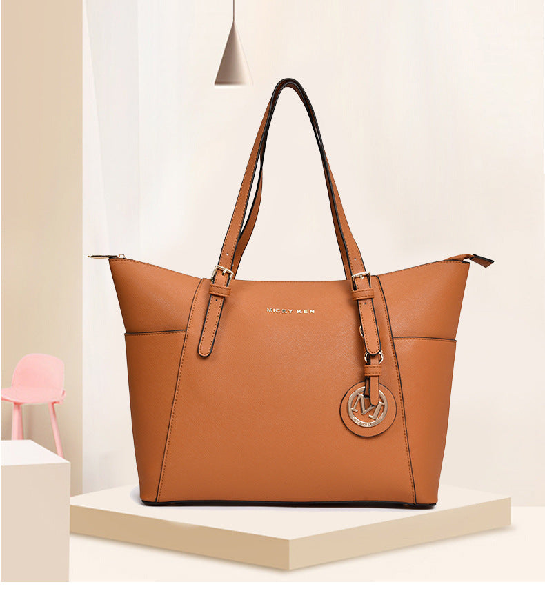 Women's Cross Pattern Simple Fashion Trendy Retro Shoulder Bags