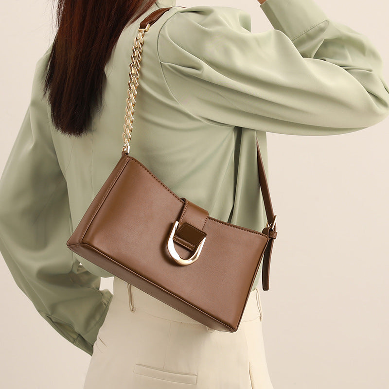 Women's Underarm Summer Retro Commuter Simple Chain Armpit Bags