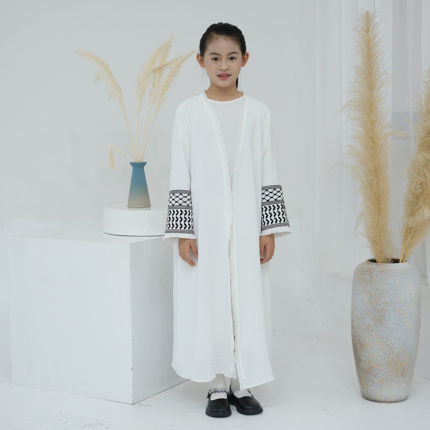 Children's Turkish Exquisite Embroidery Tassel Robe Clothing