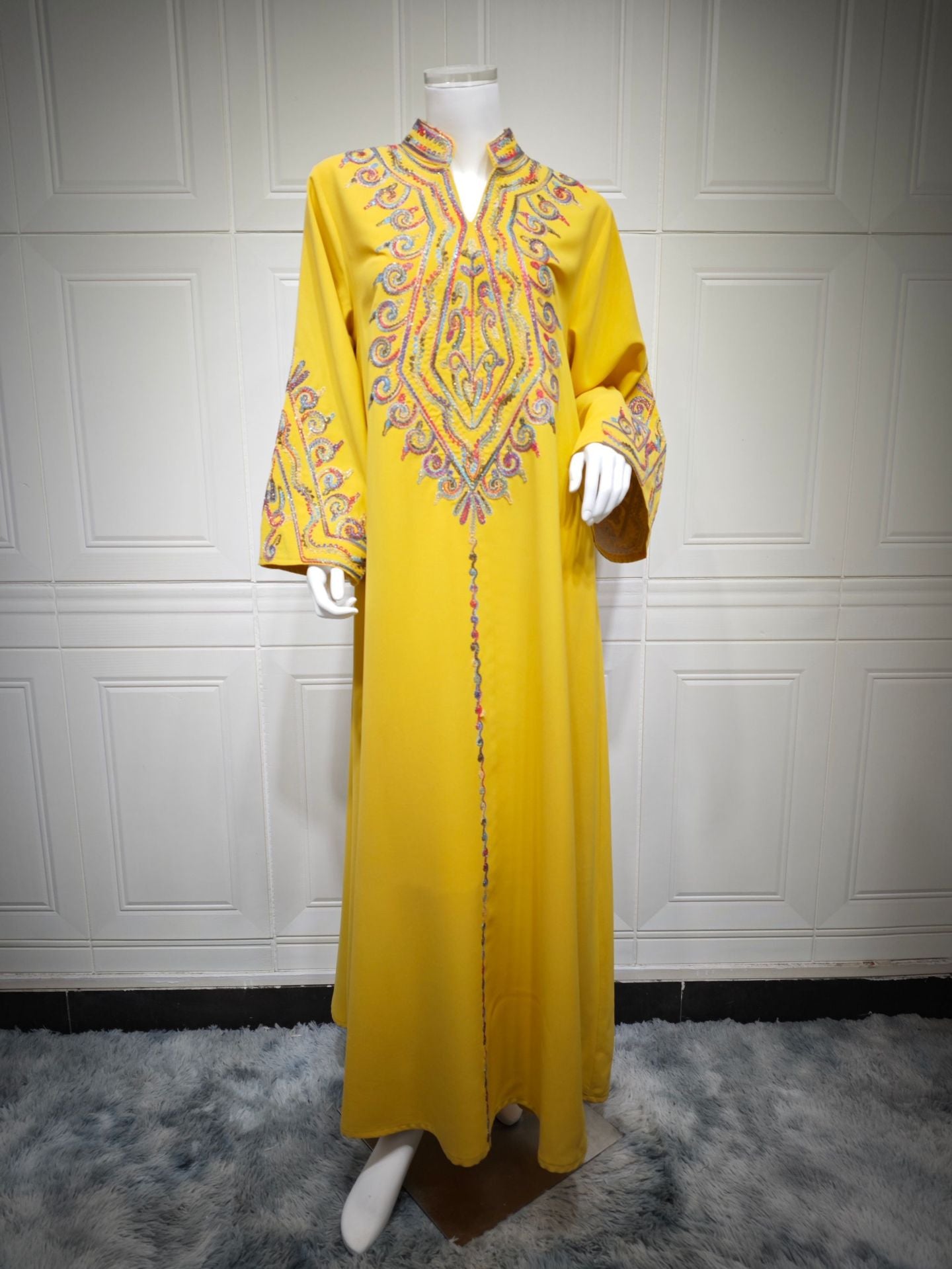 Fashion Robe Muslim Elegant Embroidered Dress Clothing