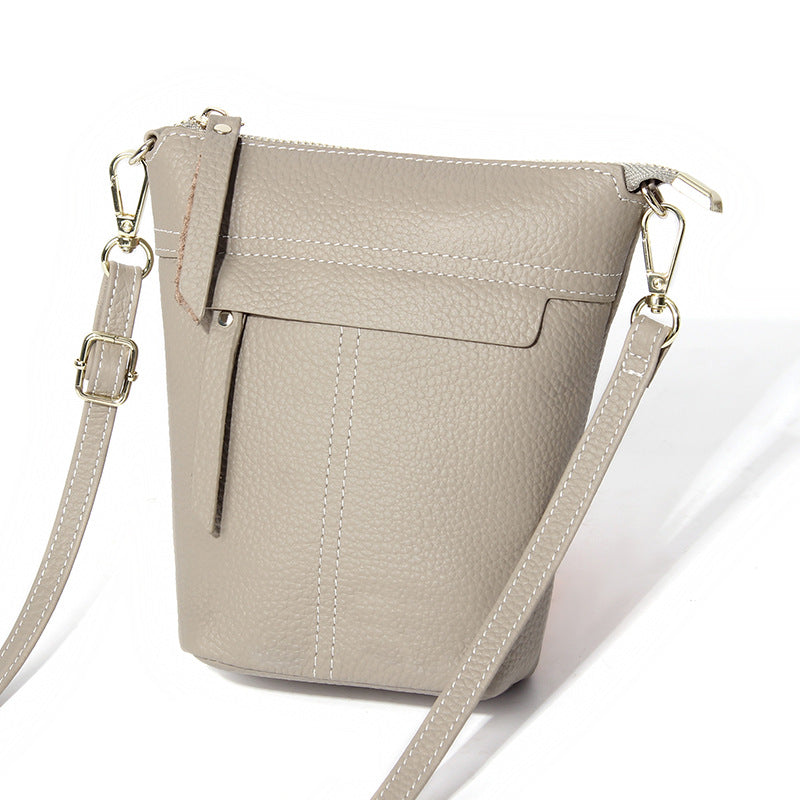 Women's Layer Cowhide Popular Leisure Large Capacity Simple Crossbody Bags