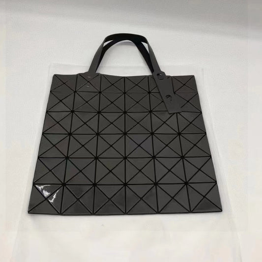 Women's Original Stitching Diamond Pattern Metal Polarized Shoulder Bags