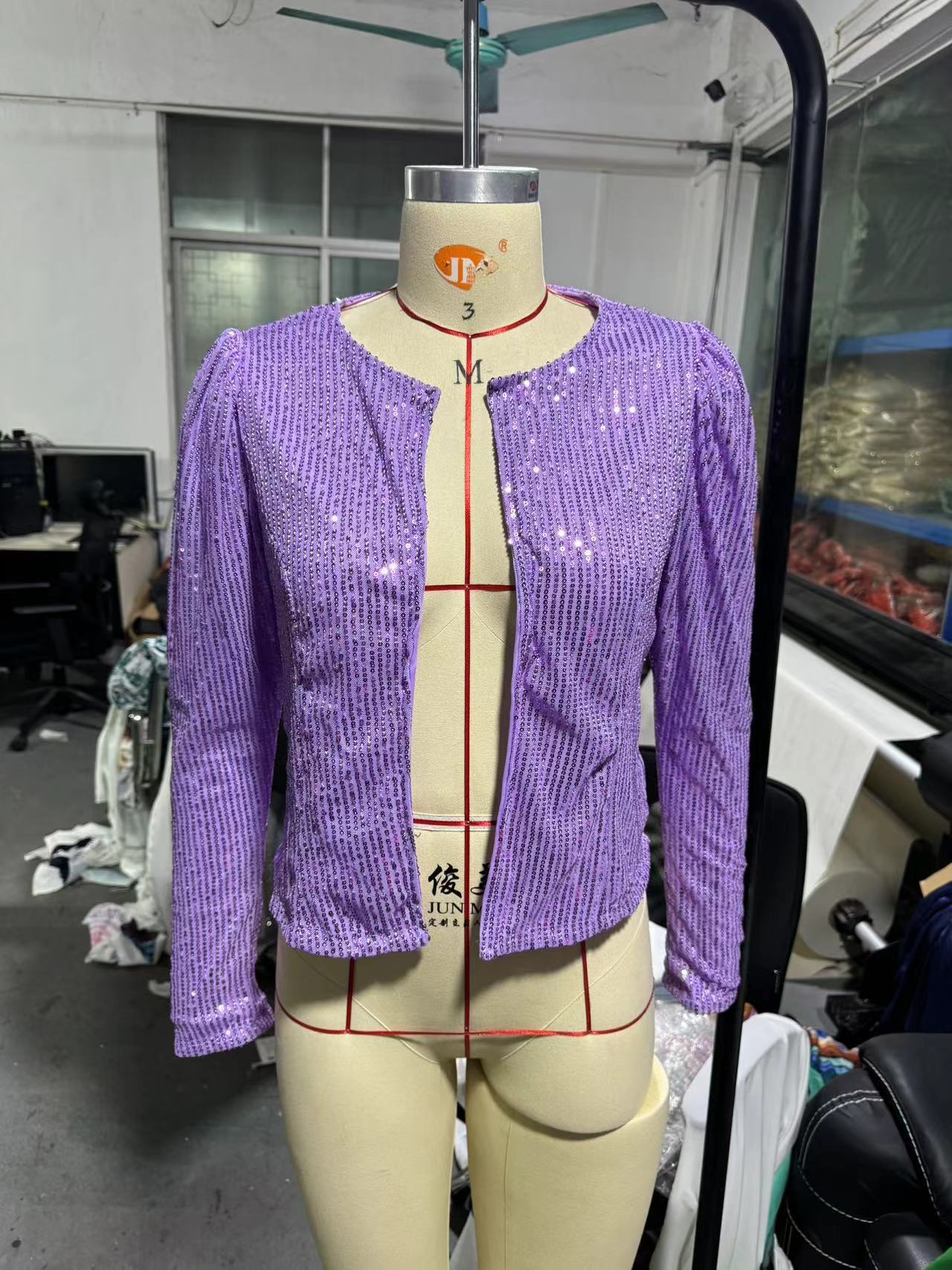 Women's Spring Fashion Round Neck Pure Color Sequins Casual Knitwear