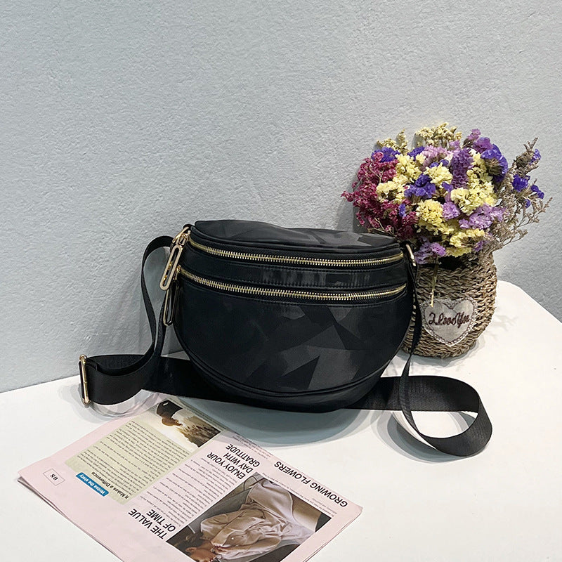 Women's Style Saddle Personality Simple Commuter Retro Bags