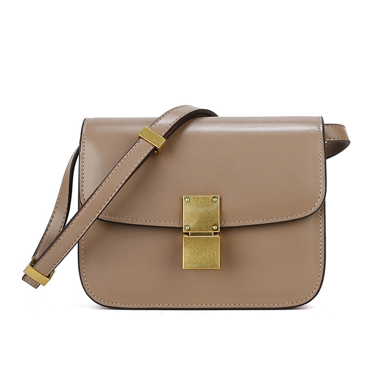 Women's Retro Fashion Twist Niche Texture Shoulder Bags