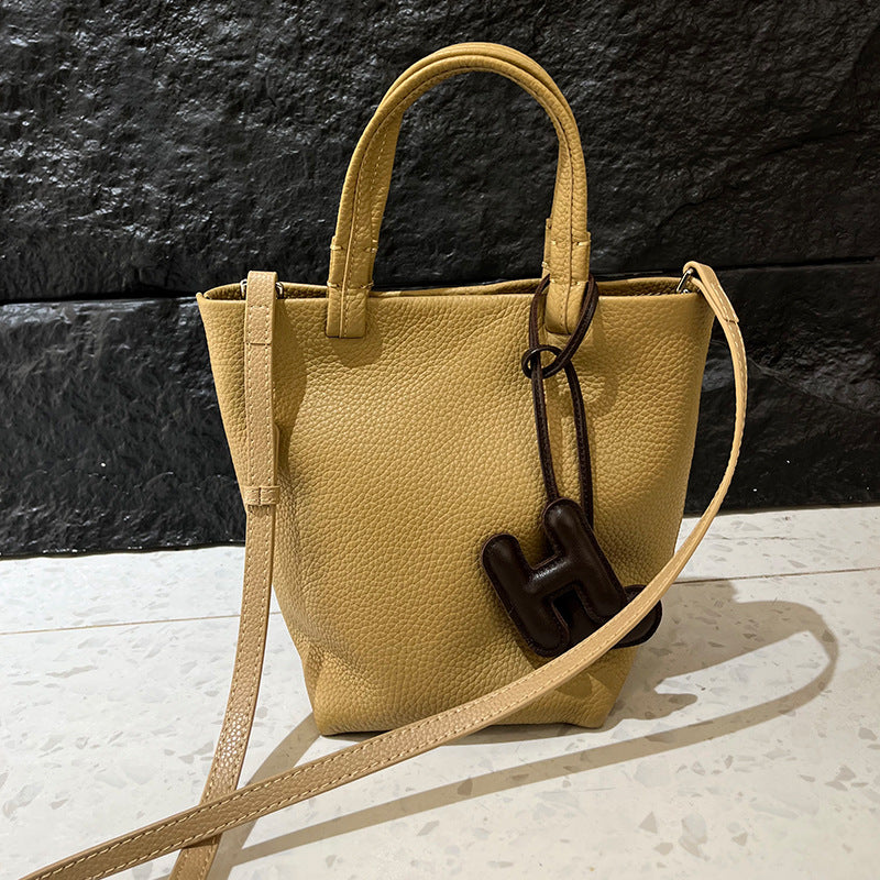 Women's Soft Leather Simple High Sense Shoulder Bags