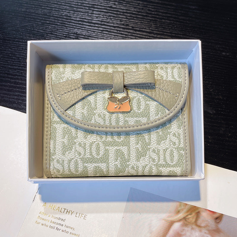 Women's Unique Short Simple Leather Design Card Holder