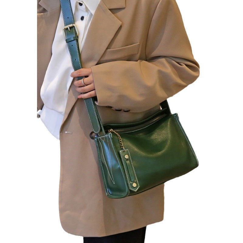 Women's Retro Large Capacity Genuine Leather French Shoulder Bags