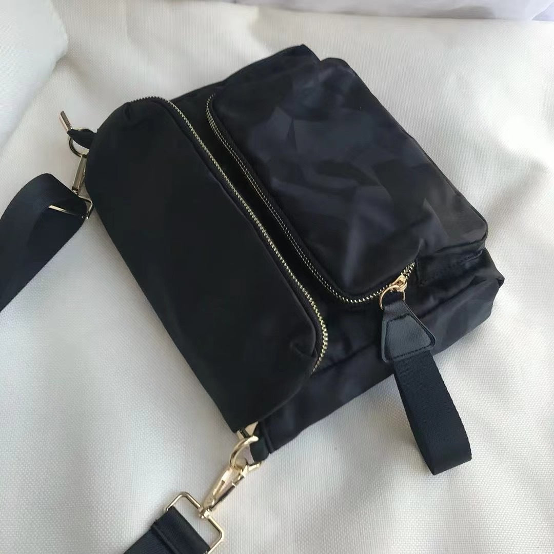 Women's Korean Style Flap Nylon Cloth Lightweight Crossbody Bags