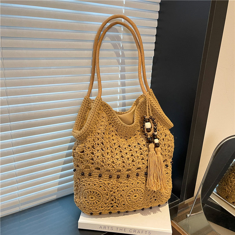 Women's Urban Simple Solid Color Hollow Beaded Shoulder Bags