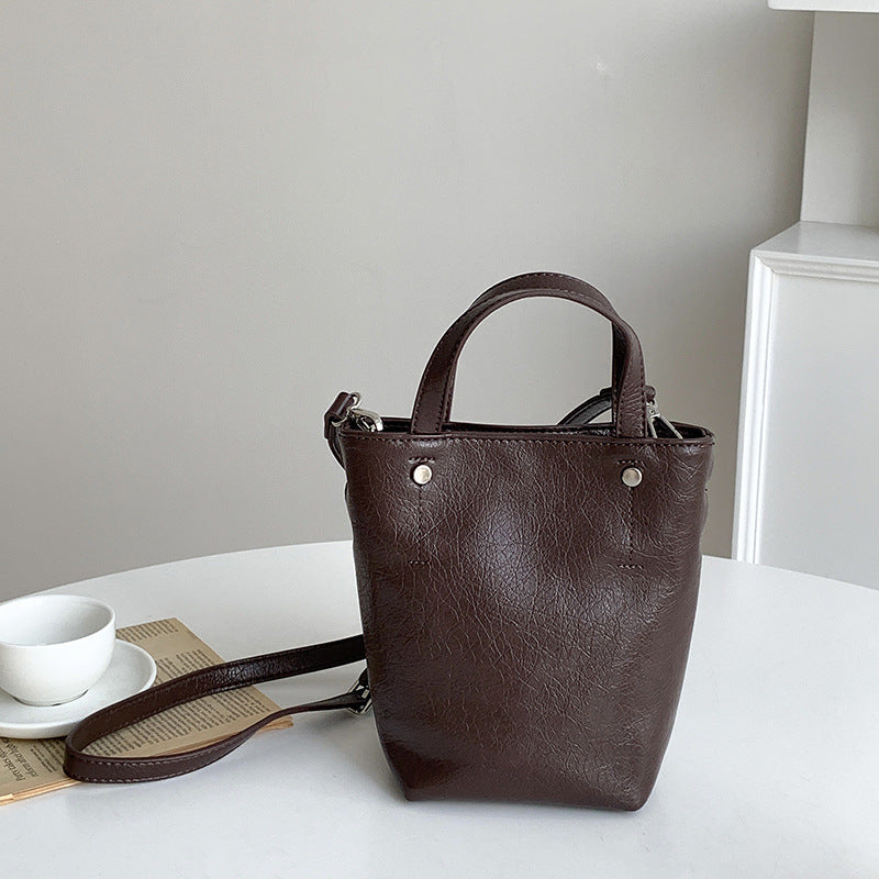 Women's Large Capacity Summer Retro Soft Leather Solid Crossbody Bags