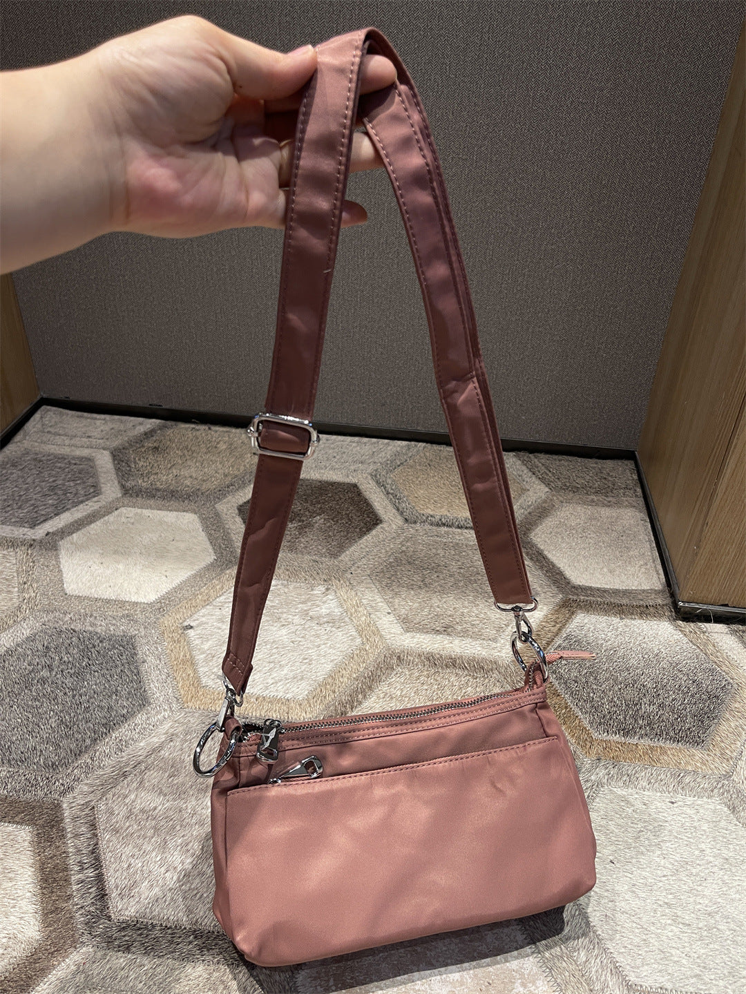 Women's Waterproof Lightweight Nylon Oxford Cloth Underarm More Than Shoulder Bags