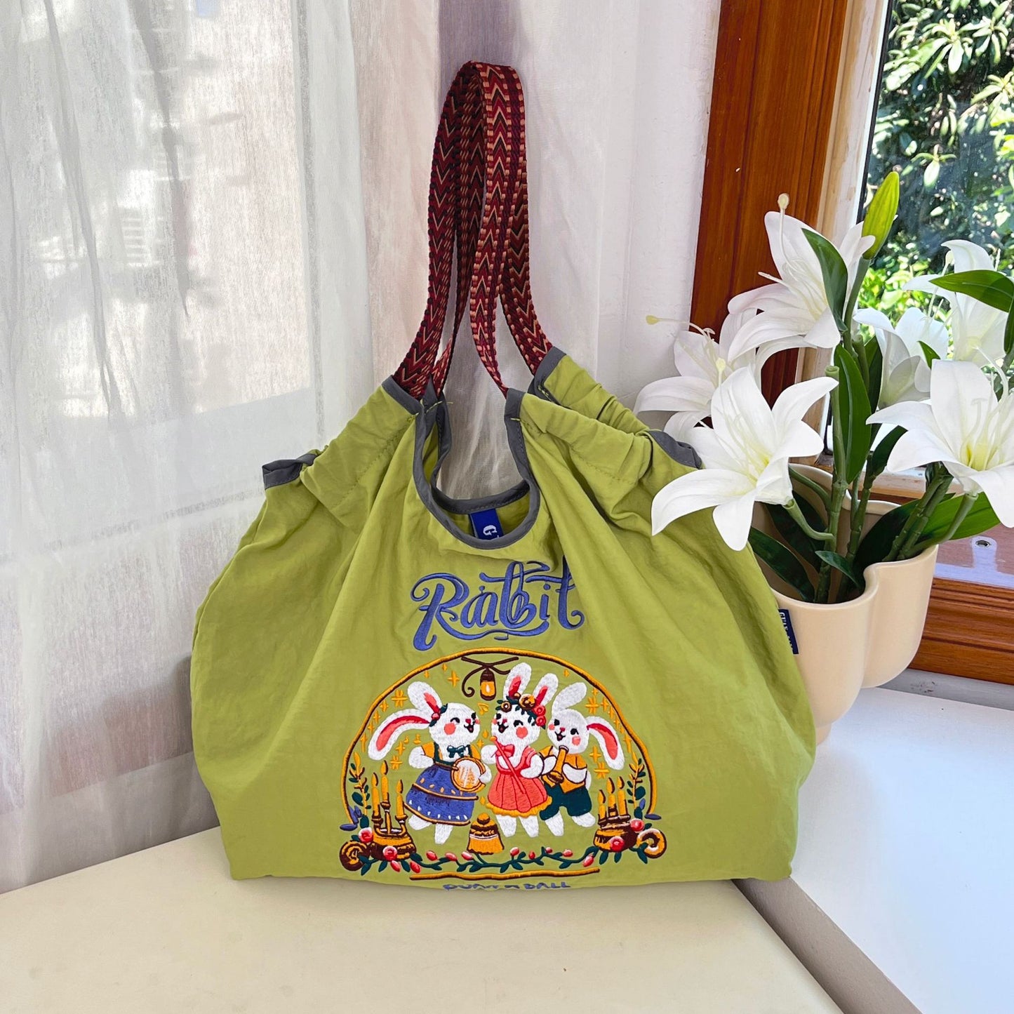 Women's Style Embroidery Shopping Fashion Nylon Waterproof Shoulder Bags