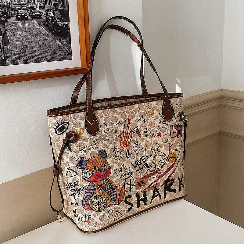 Women's Printed Bear Iti Spring Versatile Large Crossbody Bags