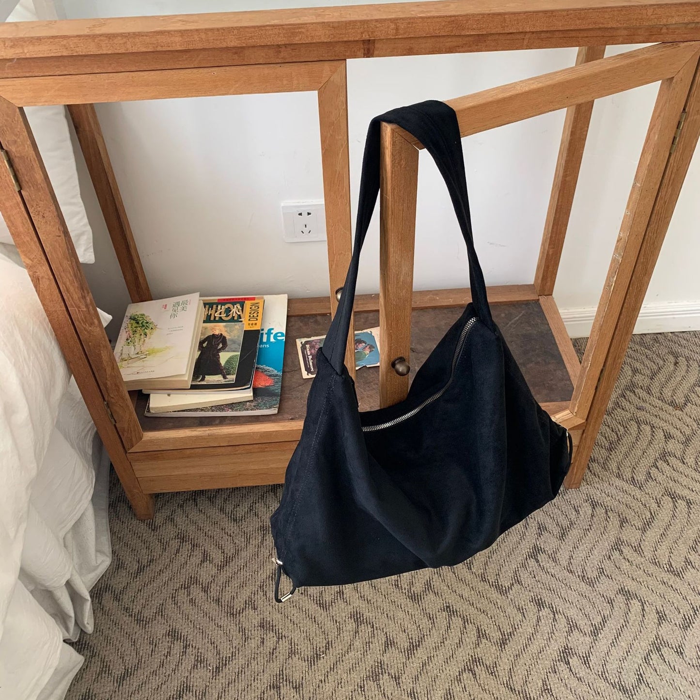 Women's Large Capacity Veet Drawstring Shopping Underarm Shoulder Bags