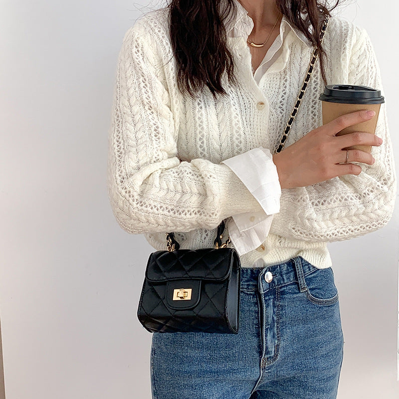 Women's Style Embroidery Thread Diamond Pattern Chain Crossbody Bags