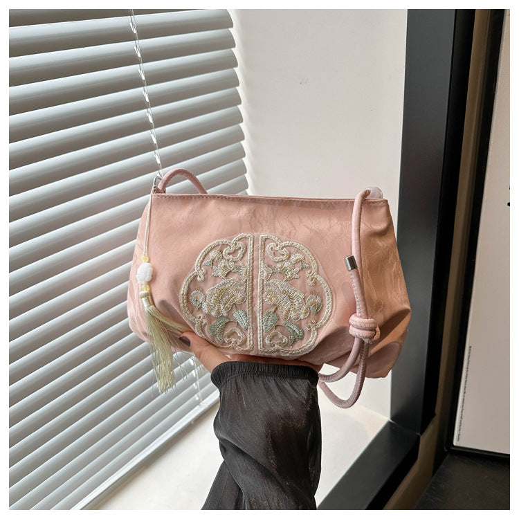 Embroidery Large Capacity Summer Fresh Pleated Bags