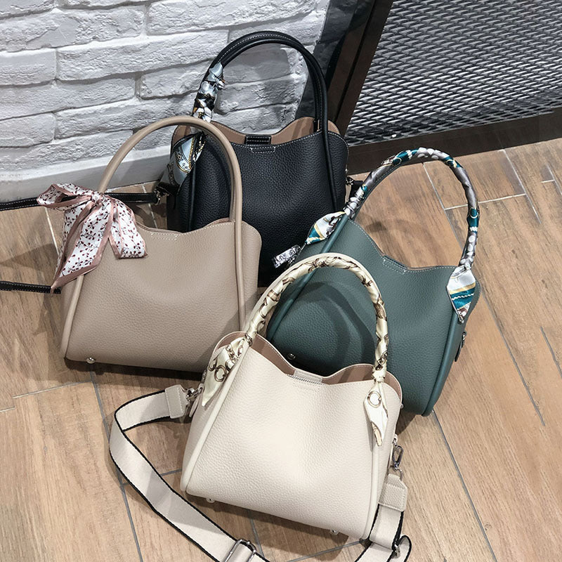 Women's Simple Relaxed Feeling Soft Leather Shoulder Bags