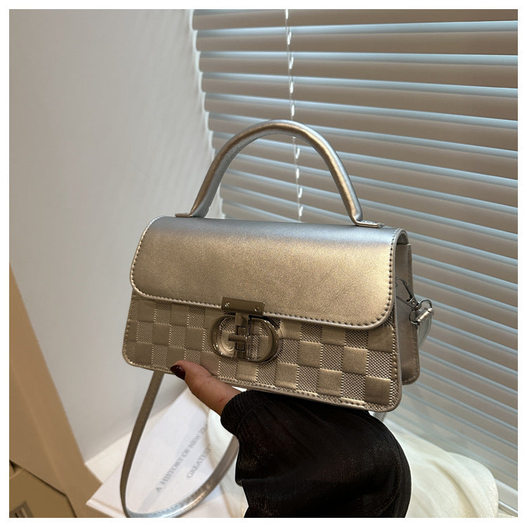 Textured Solid Color Retro Lady Temperament Commuter Women's Shoulder Bag