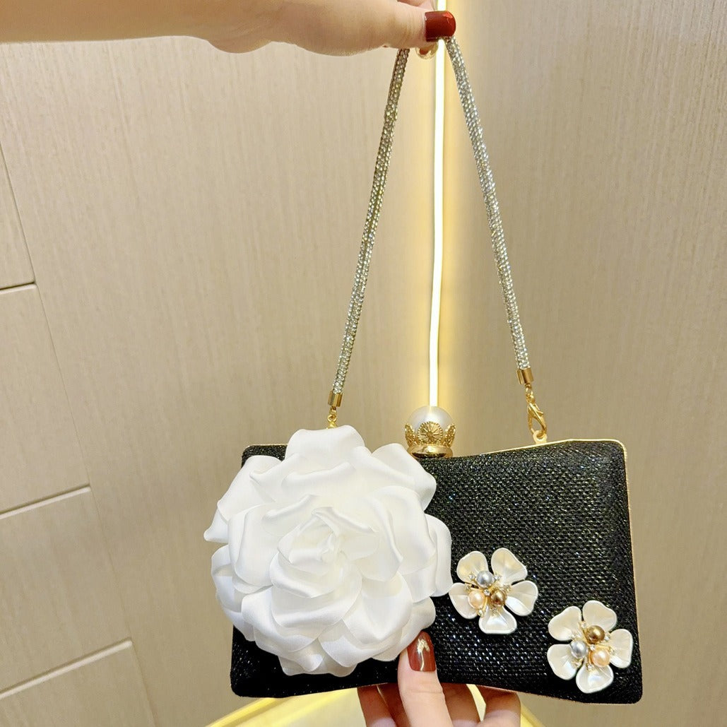Delicate Pearl Flower Dinner Niche Clutch Evening Bags
