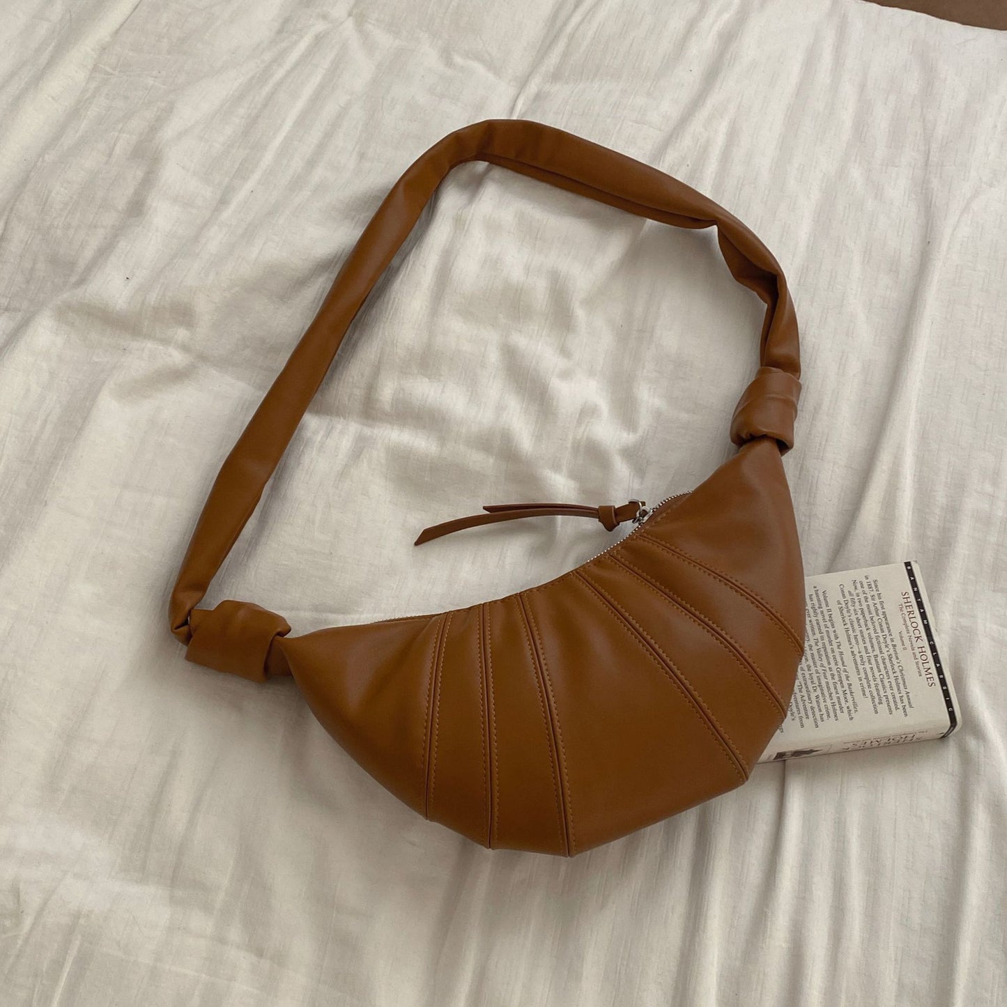 Women's Fashion Retro Niche Korean Style Moon Bags