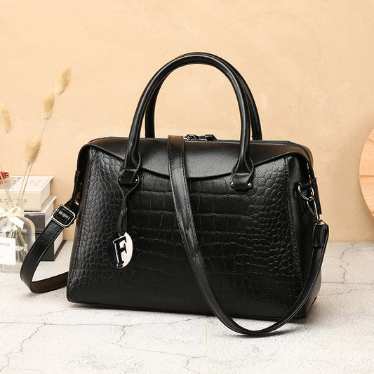 Women's Retro Stylish Good Texture Portable Alligator Shoulder Bags