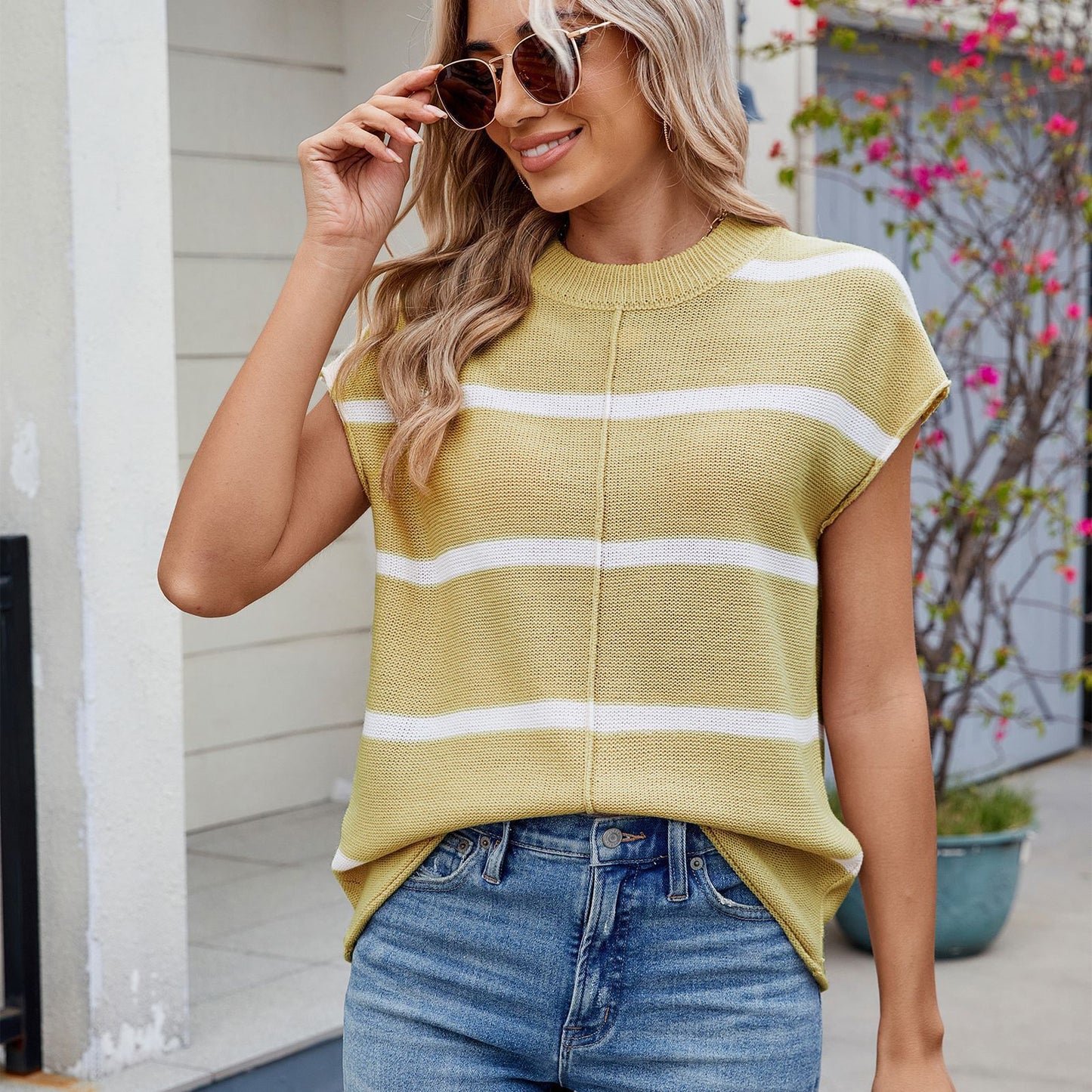 Women's Summer Round Neck With Sleeves Casual Sweaters