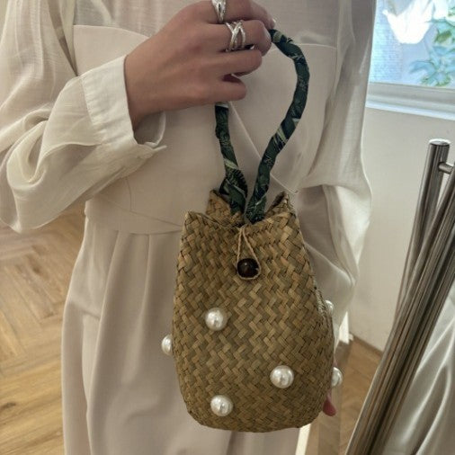 Women's Spring Straw Woven Milky White Pearl Matching Decorative Handbags