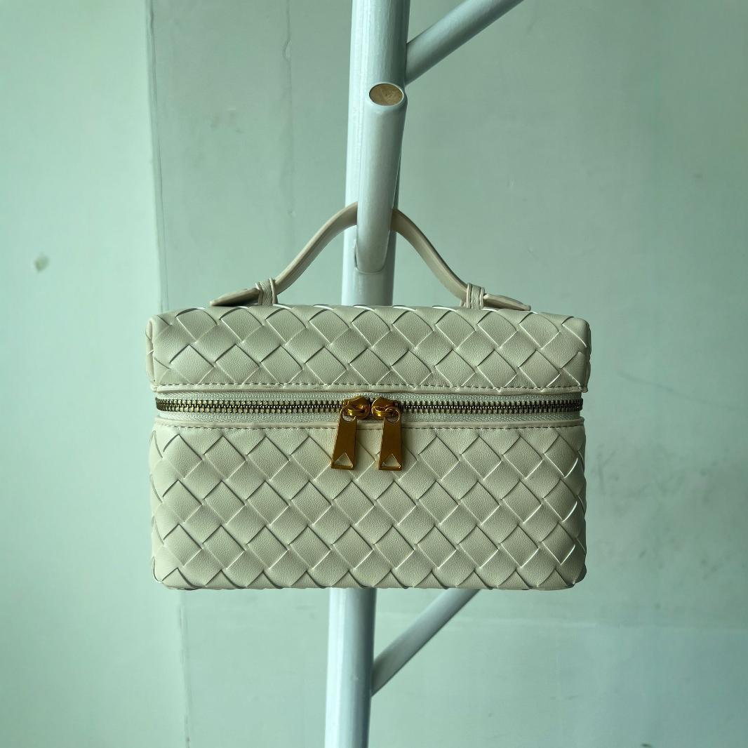 Women's Woven Lunch Box Versatile Handmade Small Square Bags