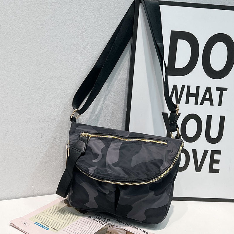 Women's Oxford Cloth Flip Dumpling Lightweight Fashion Crossbody Bags