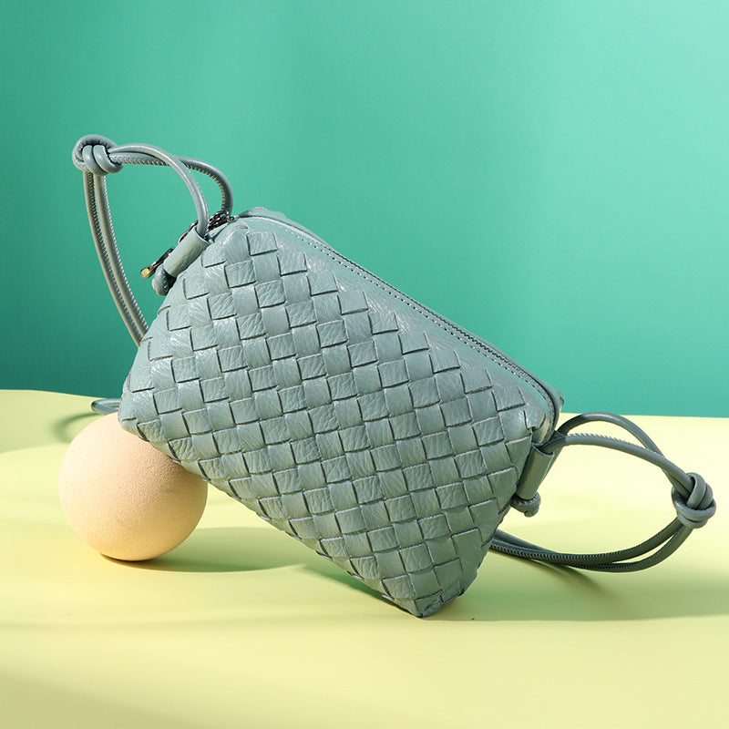 Women's Simple Handmade Woven Solid Color High-grade Small Square Bags