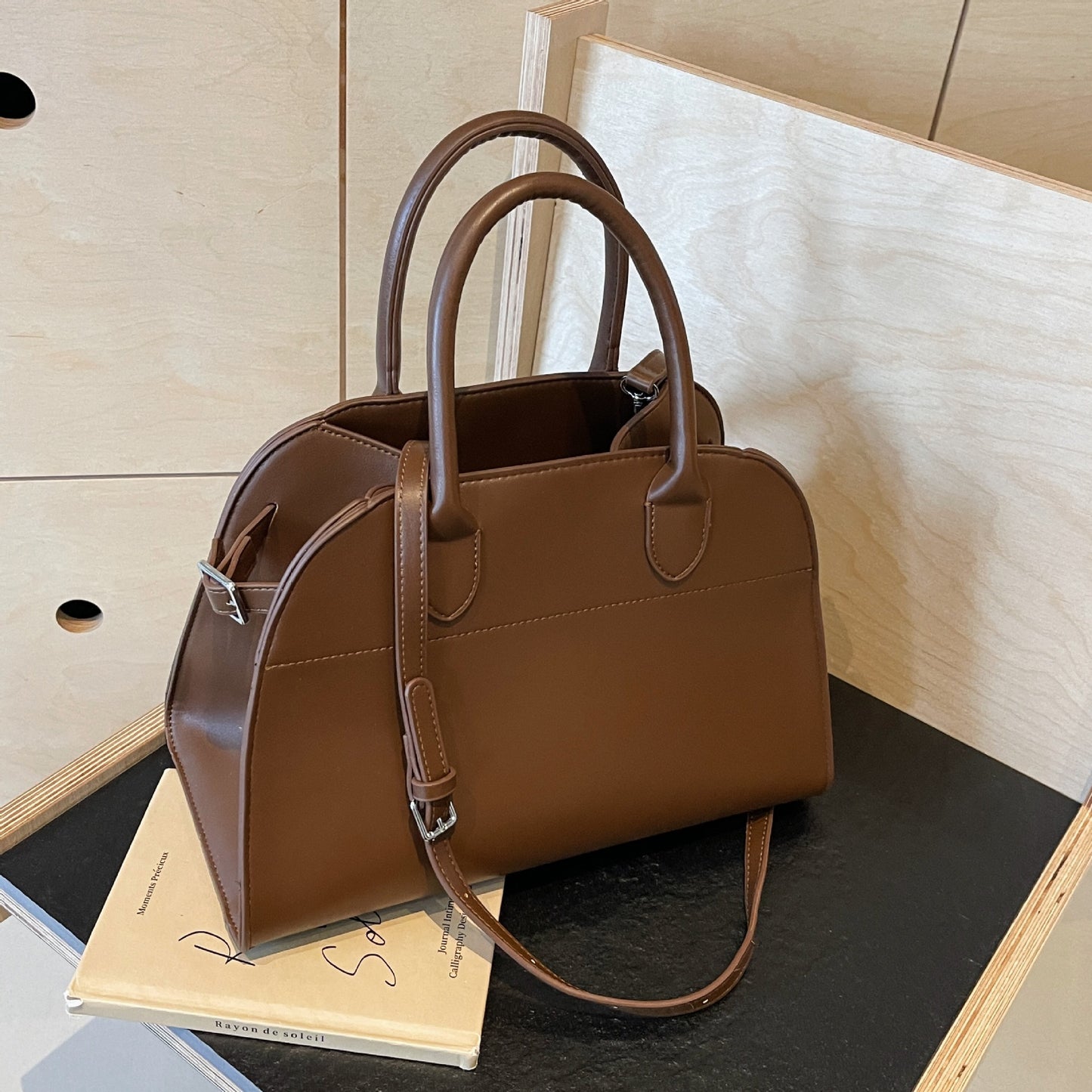 Women's Popular Large Capacity Class Commuter Crossbody Bags