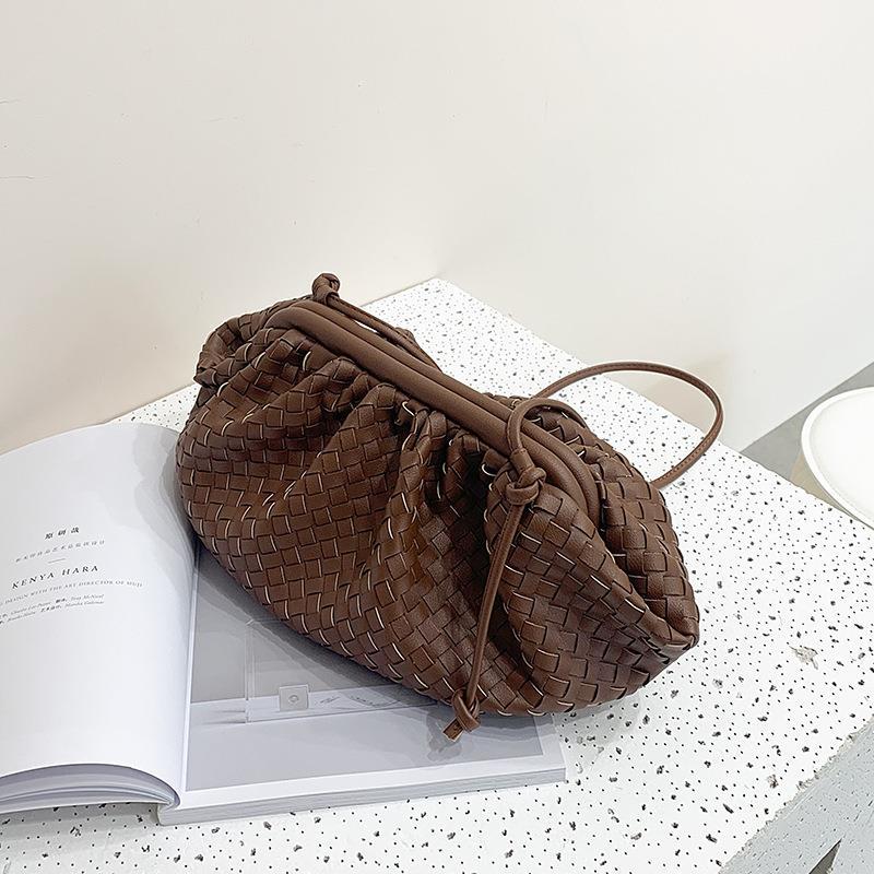 Women's Soft Leather Woven Cloud Fashionable Dumpling Shoulder Bags