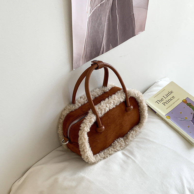 Women's Popular Niche Suede High-grade Retro Plush Handbags