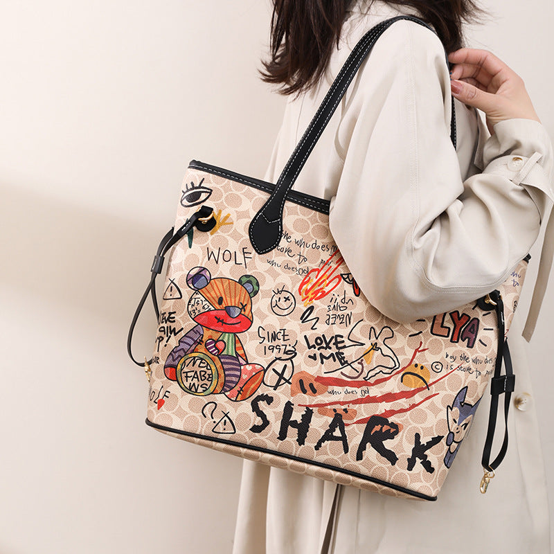 Women's Printed Bear Iti Versatile Large Capacity Handbags