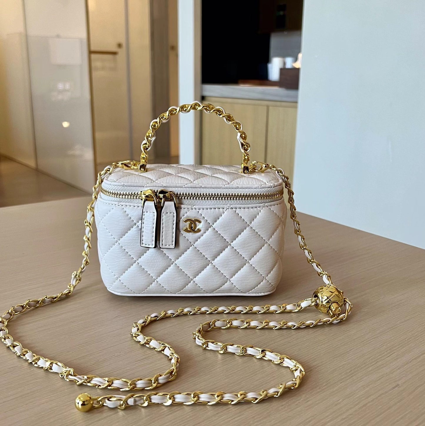 Women's Style Chain Box Genuine Leather Diamond Crossbody Bags
