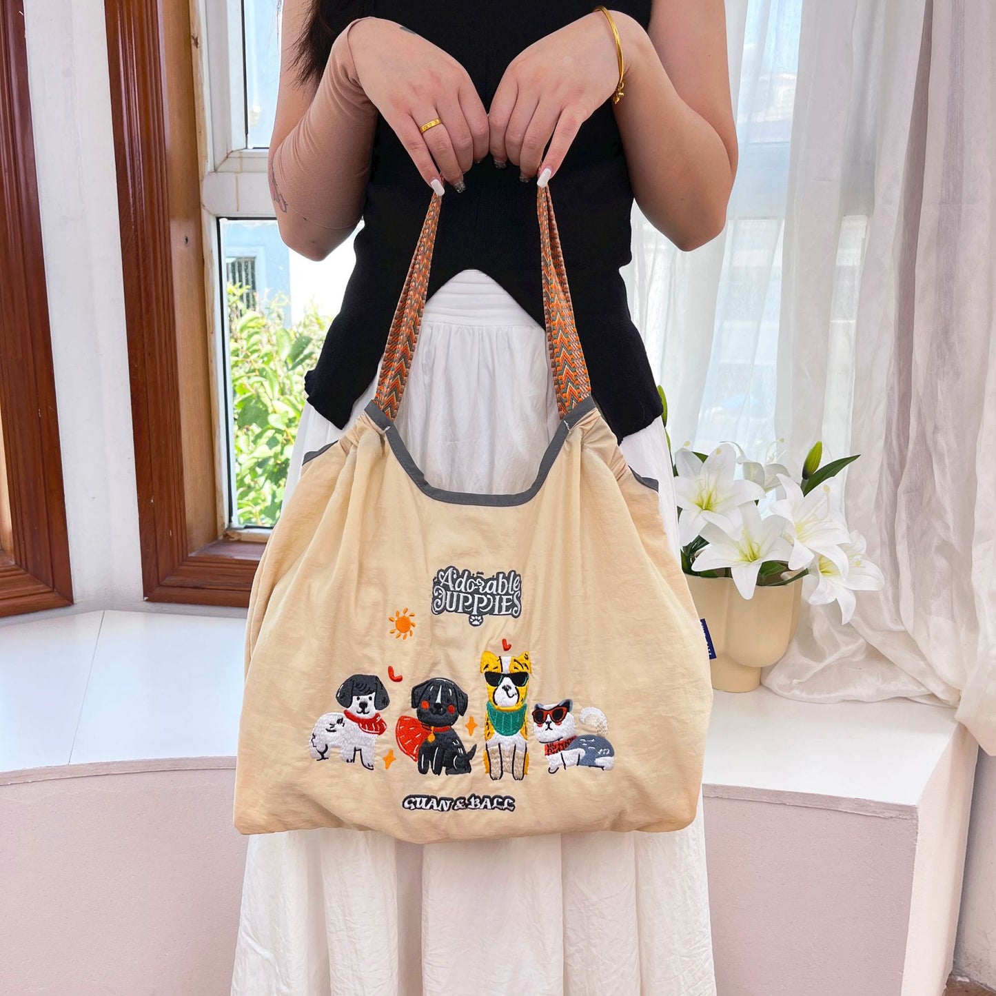 Women's Style Embroidery Shopping Fashion Nylon Waterproof Shoulder Bags