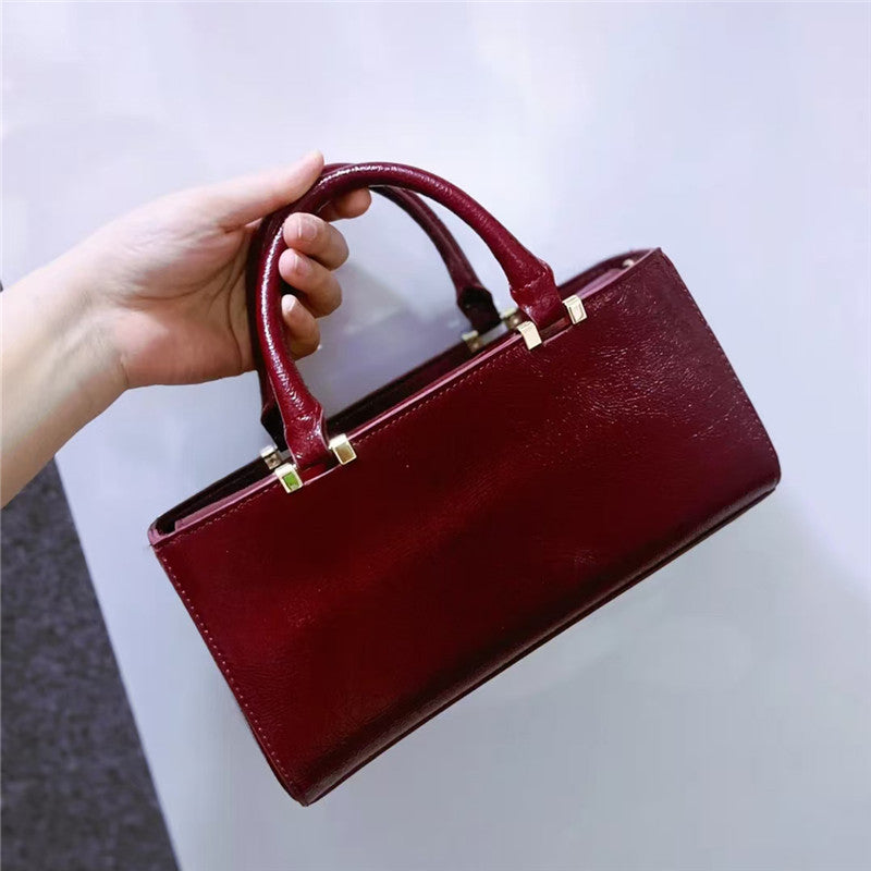 Women's Spanish Magneta Texture Advanced Mini Crossbody Bags