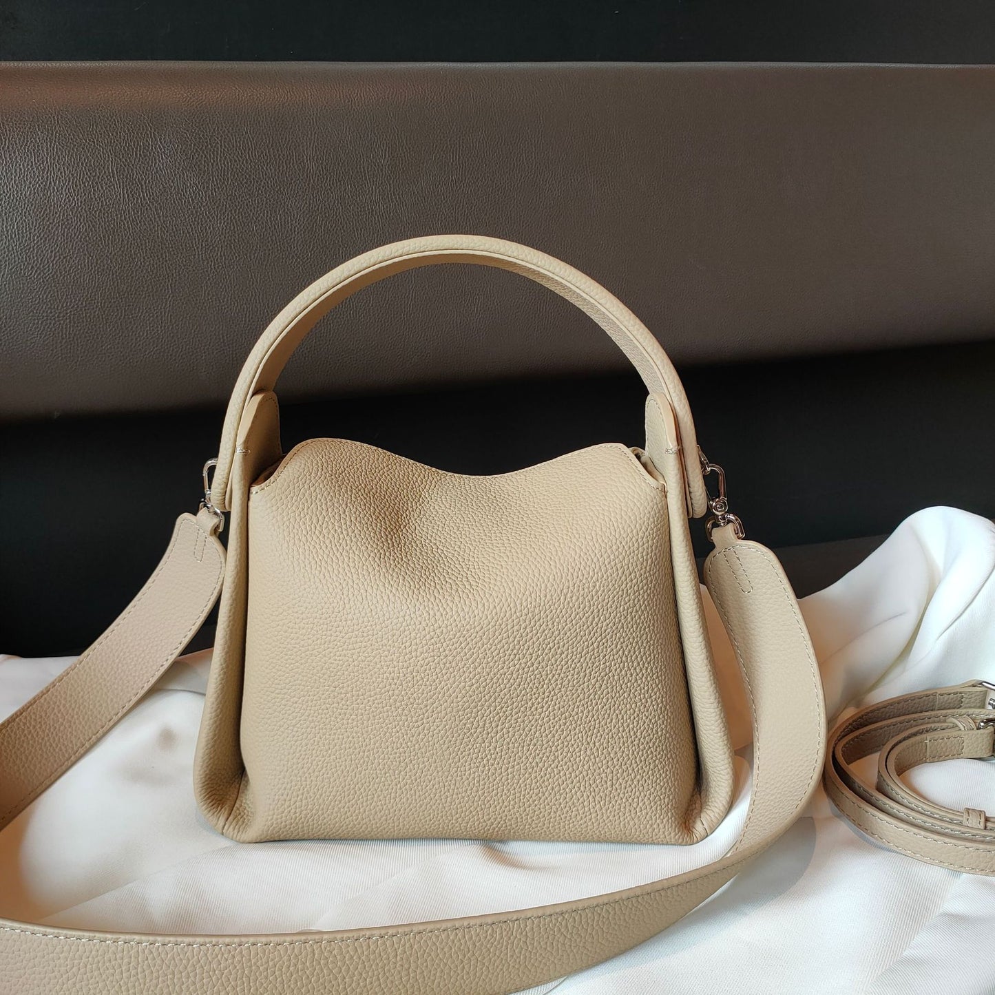 Women's Versatile Large Cigarette Capacity Design Handbags