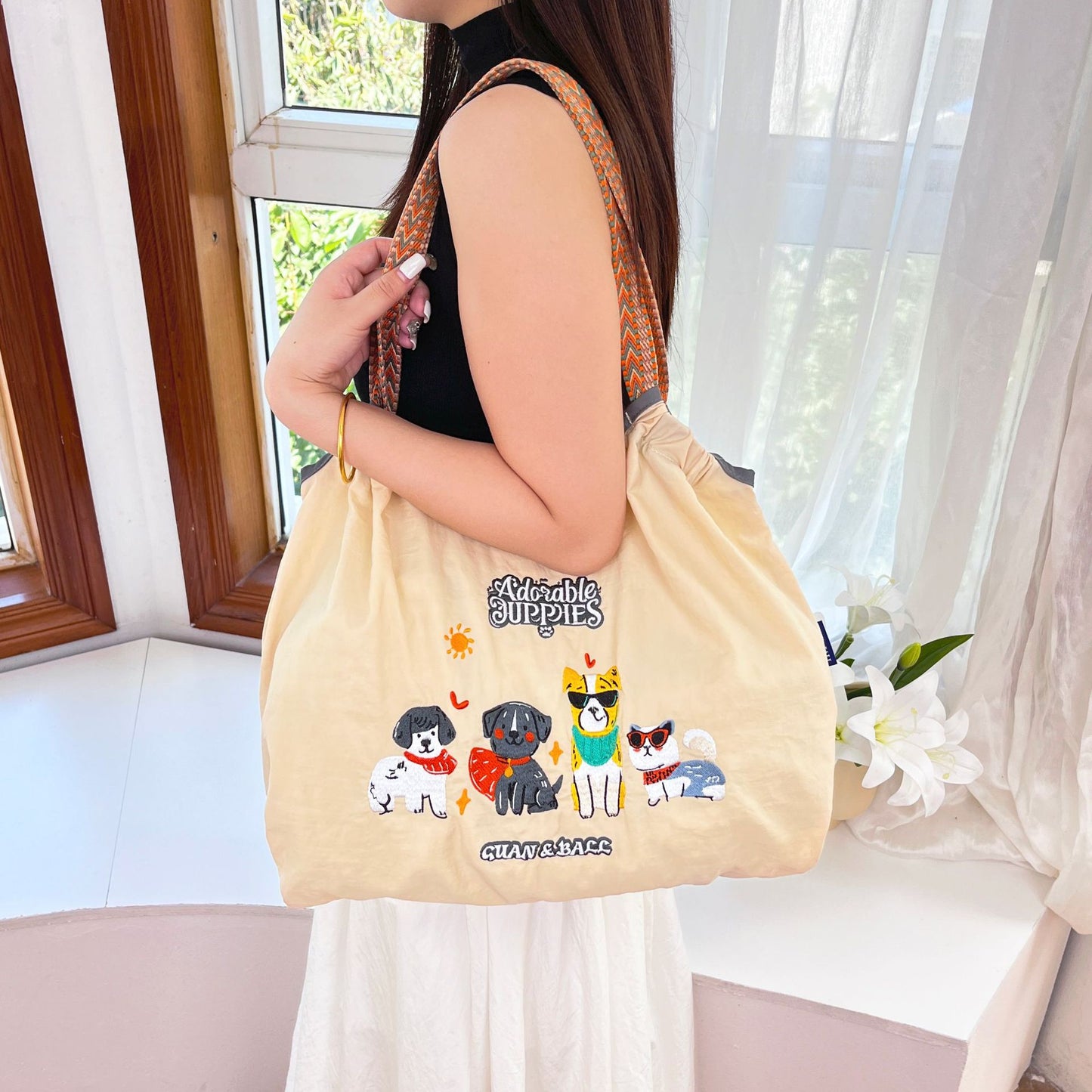 Women's Style Embroidery Shopping Fashion Nylon Waterproof Shoulder Bags
