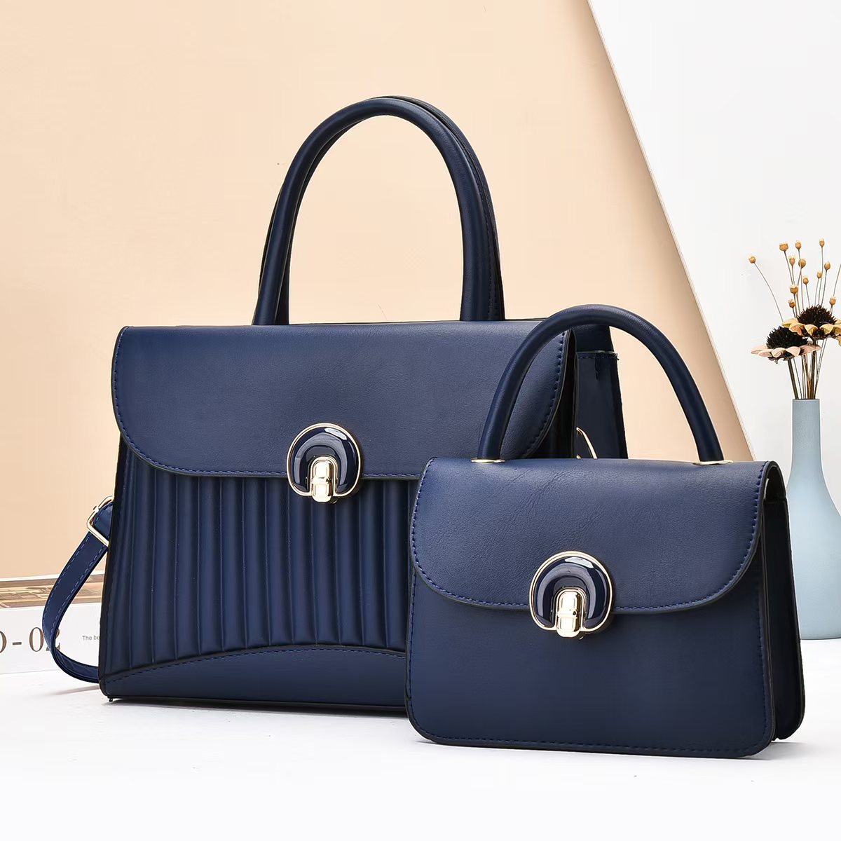 Women's Fashionable Elegant Big Korean Style Mother Handbags